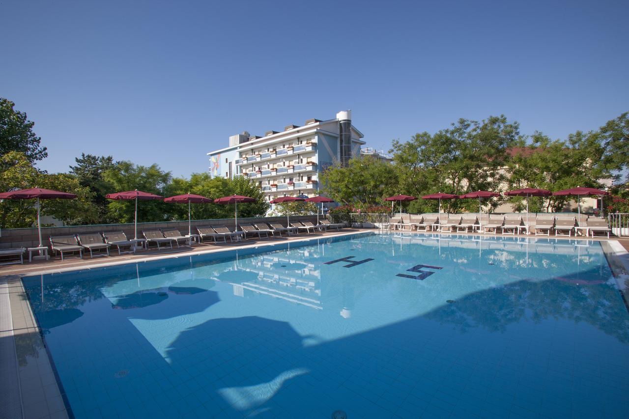 Hotel Sofia Lido di Jesolo Exteriör bild