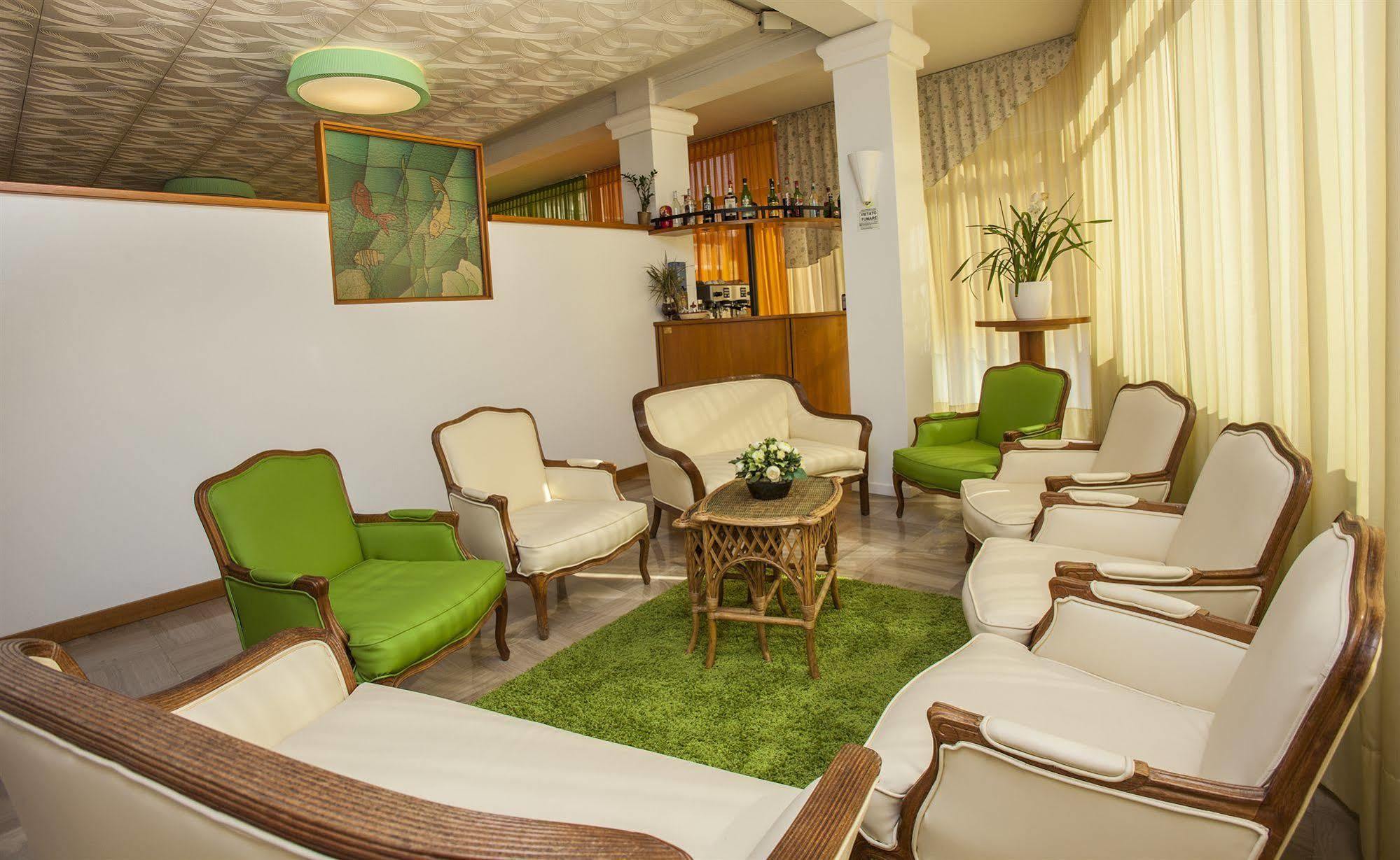 Hotel Sofia Lido di Jesolo Exteriör bild